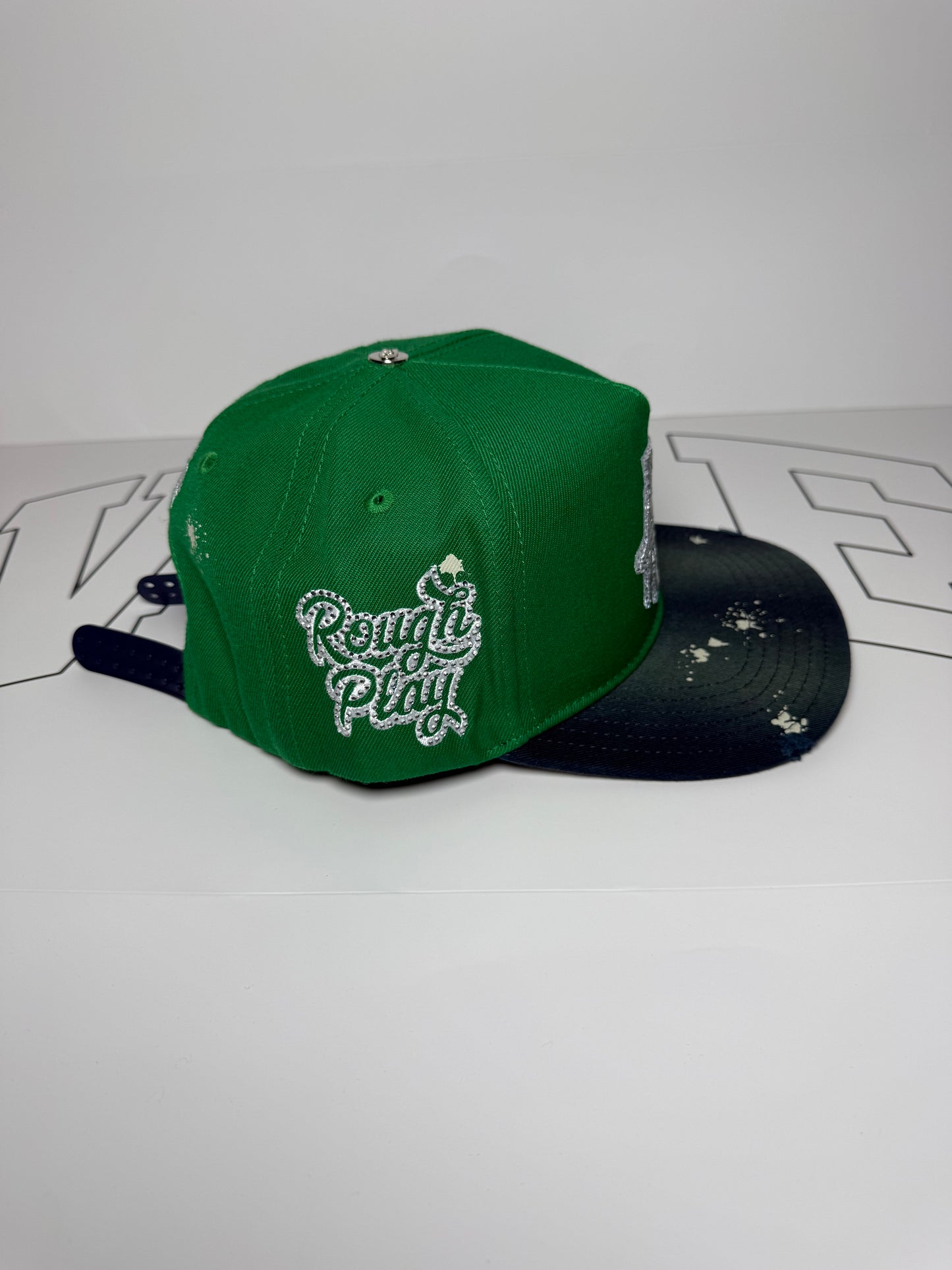 Roughplay caps - green/white