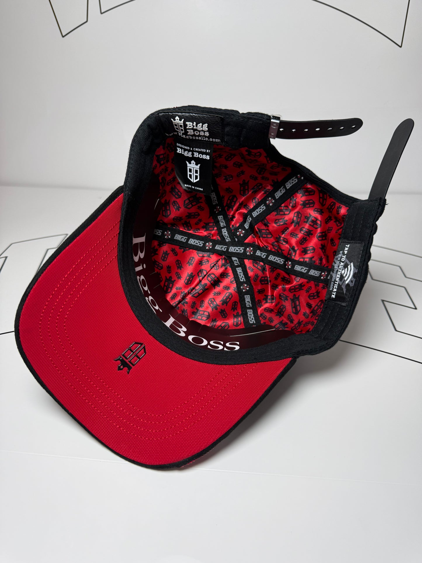 Boston caps - red flowers