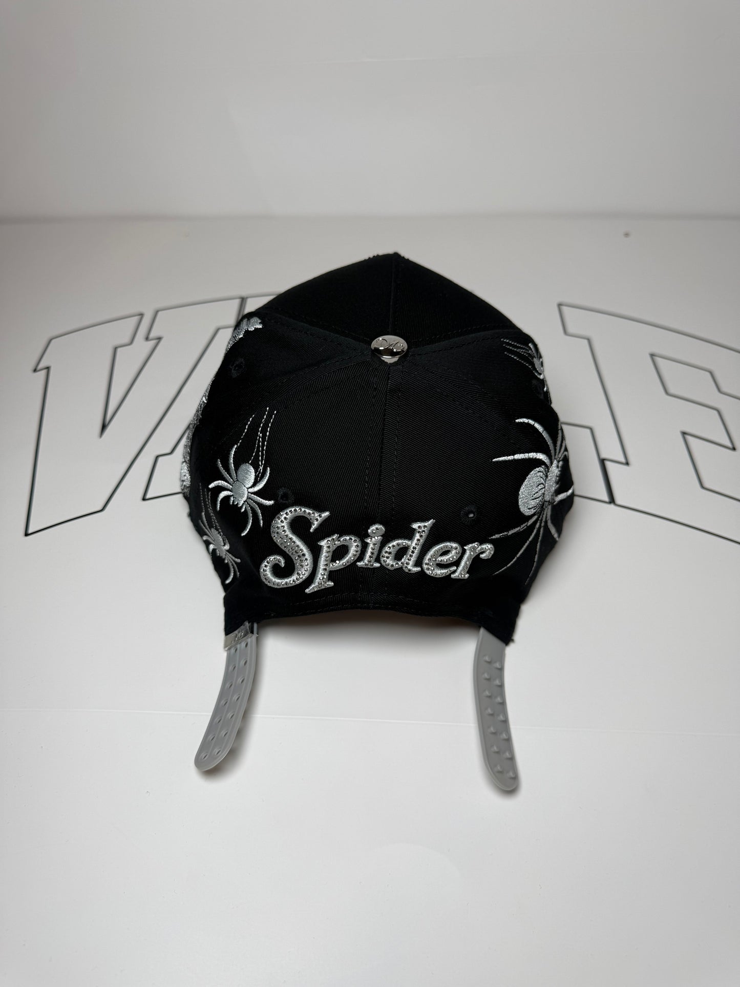 Caps - yankee spider