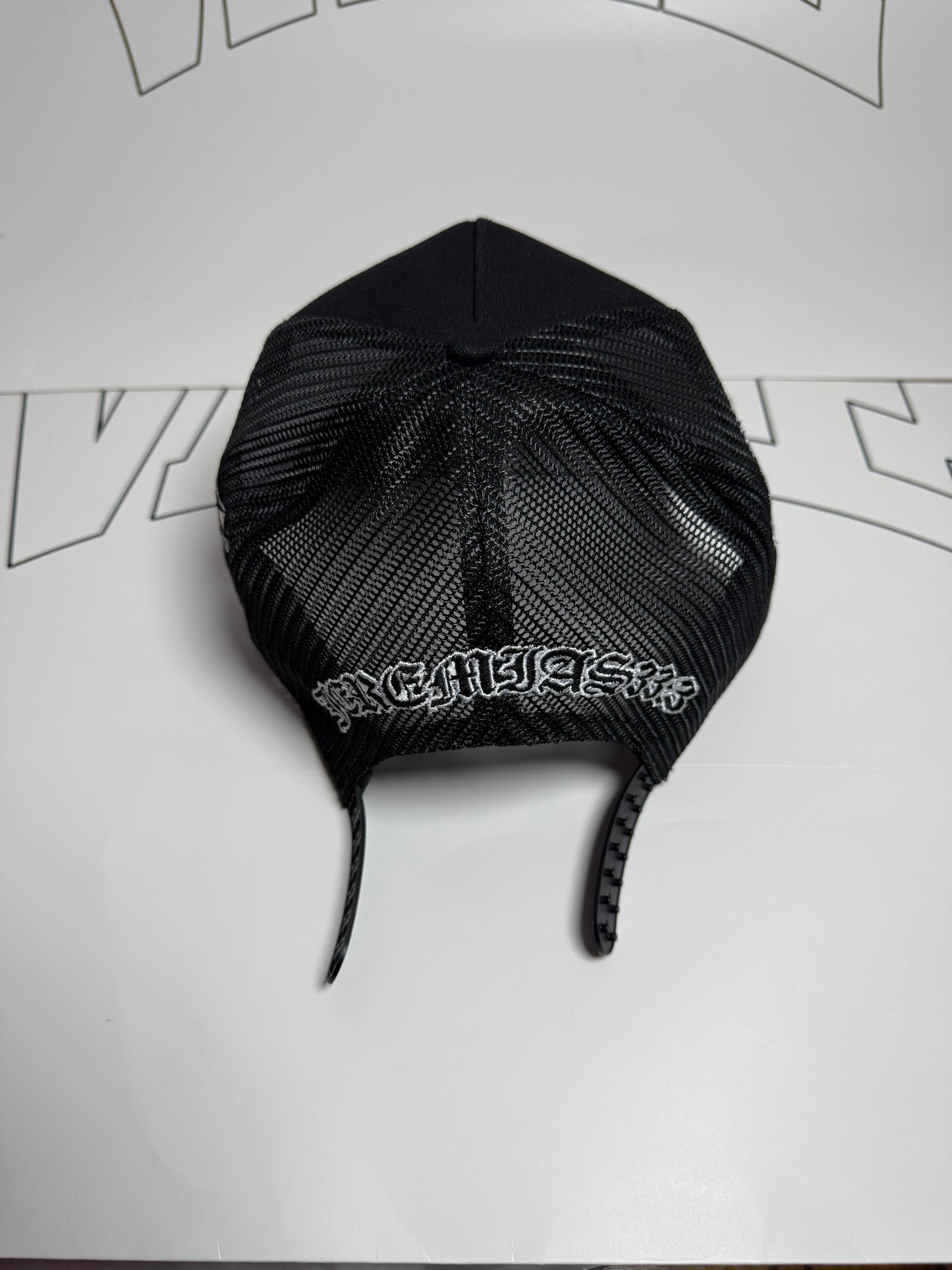 333 visions caps