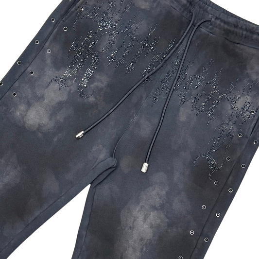 Rare peace - WASHED STACK JOGGER W/ RHINESTONE D
ETAIL