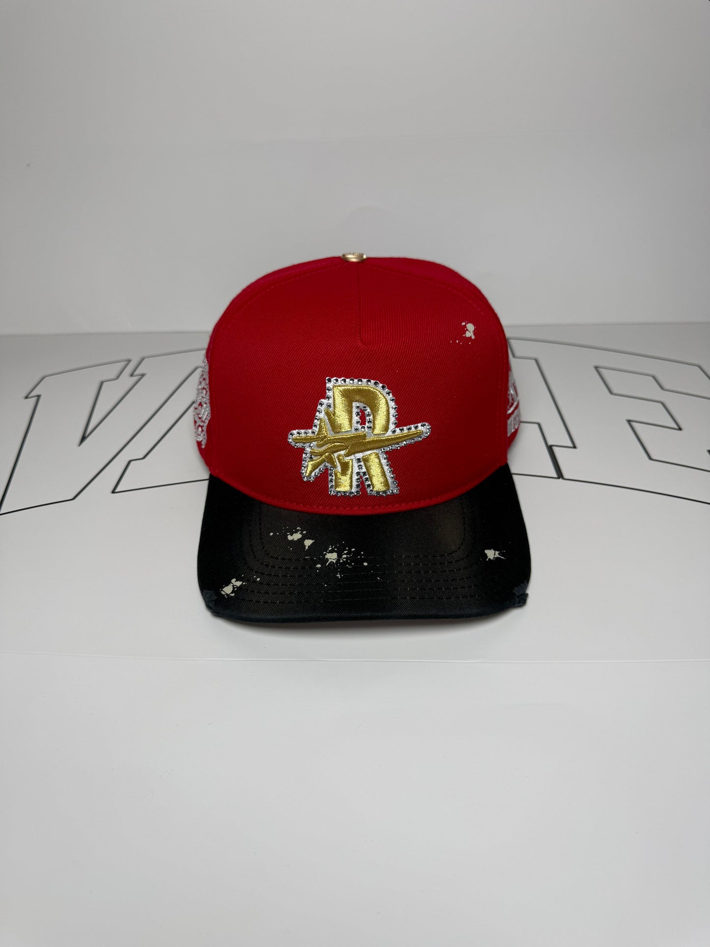 Roughplay caps - red/gold