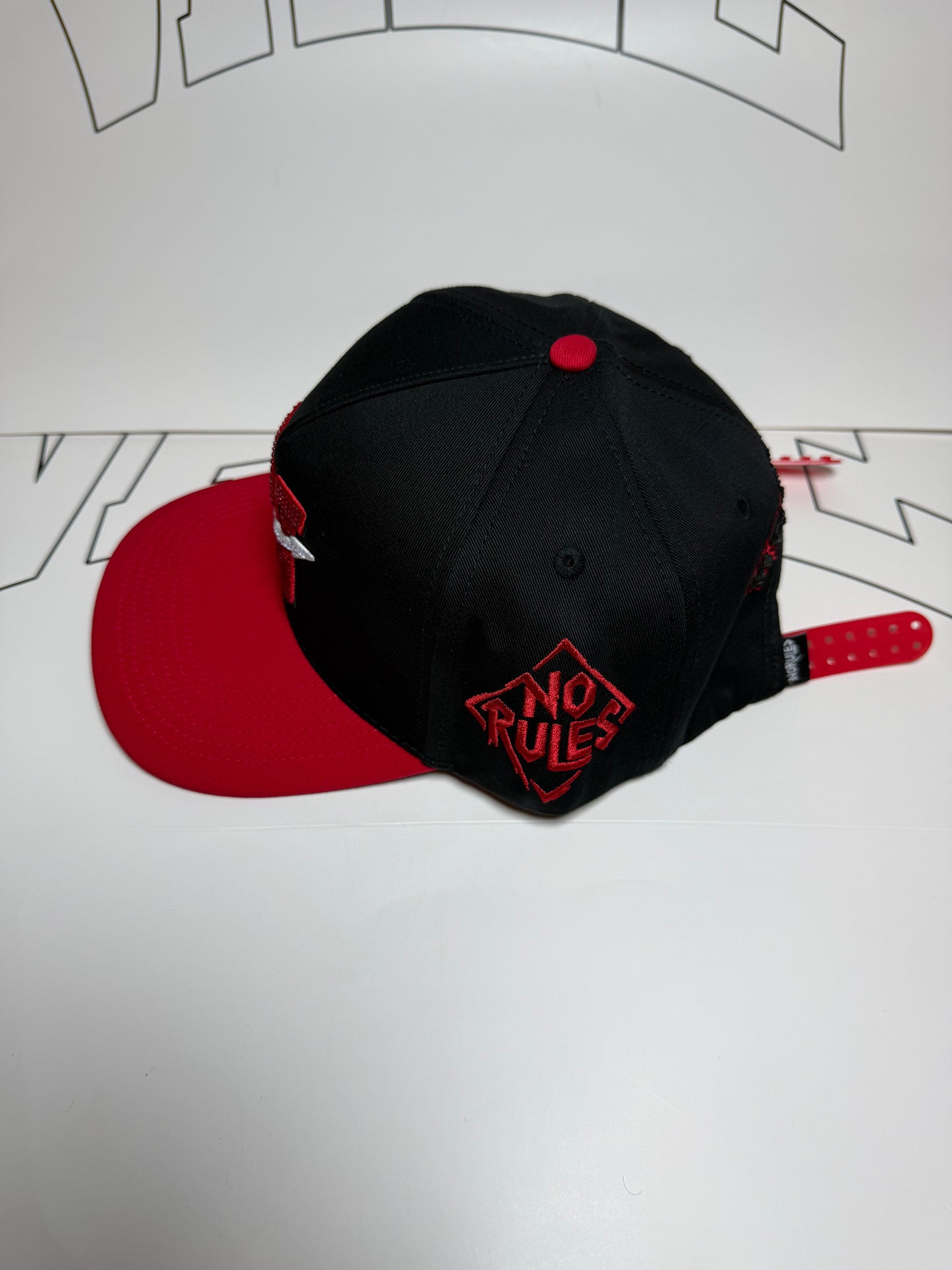No Rule Cap Blac Red