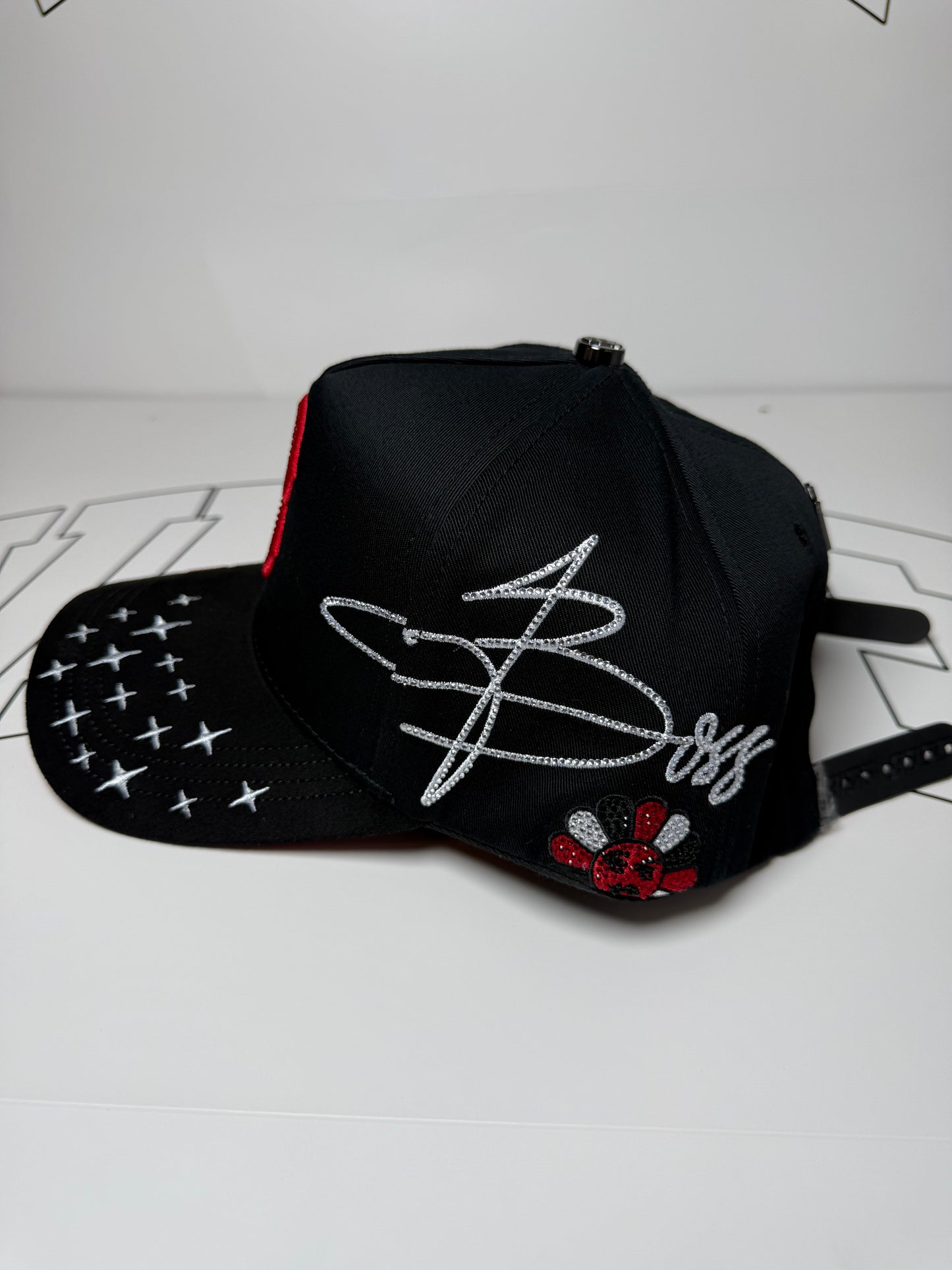 Boston caps - red flowers