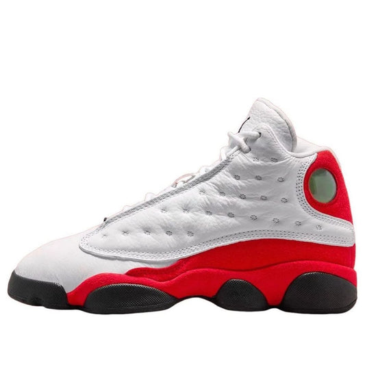 Jordan 13 retro Chicago 2026
